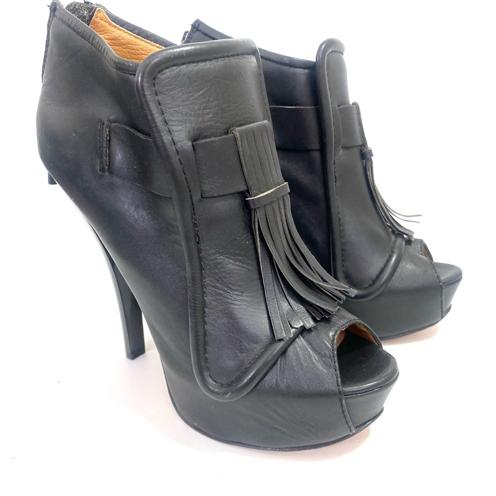 L.A.M.B. Black Leather Platform Booties Peep Toe Tassel Stilettos Heel 8.5 M Zip